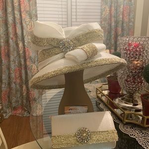 Whittall and Shon stoned hat and purse set